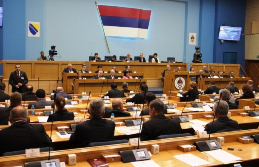 Парламенту РС о добровољном пензијском фонду