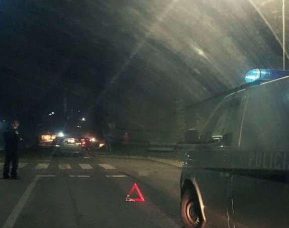 Maloljetnik teško povrijeđen kod Visokog u udesu