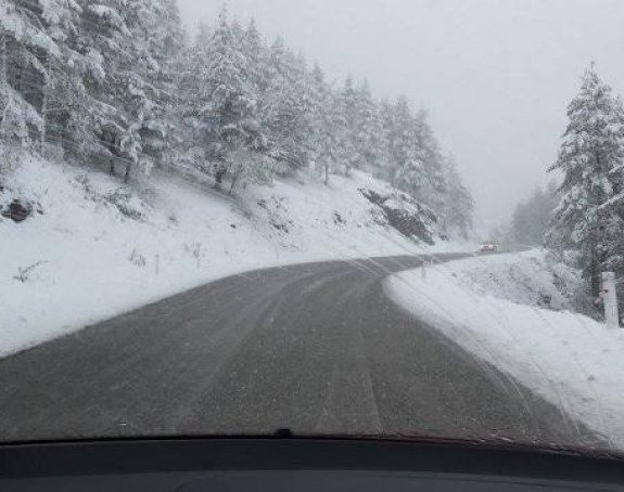 Otežan saobraćaj na Han Pogledu i Romaniji 