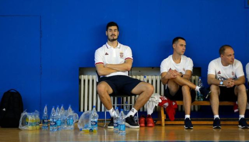 Kalina o dočeku: Pjevačima honorar, a košarkašima?!