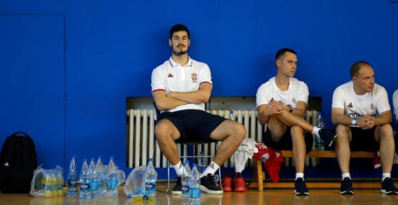 Kalina o dočeku: Pjevačima honorar, a košarkašima?!