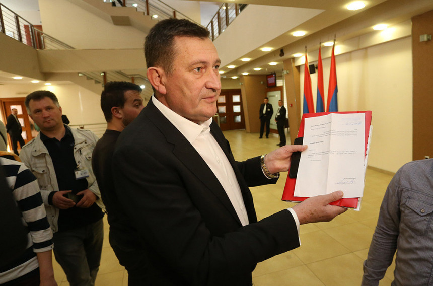 Mitrović podnio krivičnu prijavu protiv Radojičića