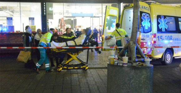 Напад ножем у Хагу, неколико повријеђених