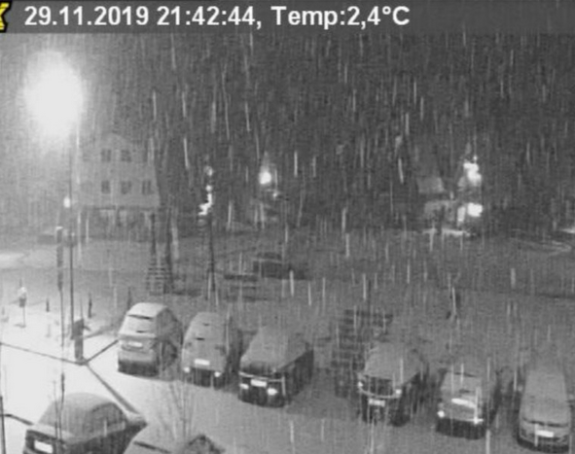 Snijeg stigao u BiH, Vlašić se "zabijelio"