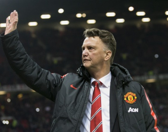 Ван Гал: Играчи се боре за мене, навијачи тапшу...