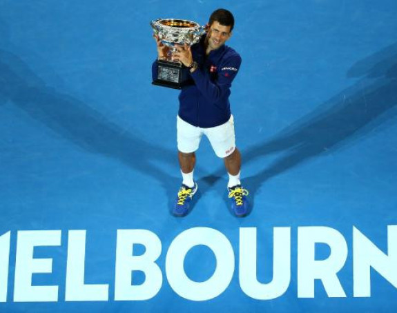 Ludnica u Melburnu: Đoković i najpoznatiji australijski sportisti zajedno na terenu!