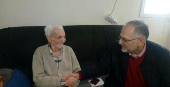 Stogodišnjacima dar za praznike 