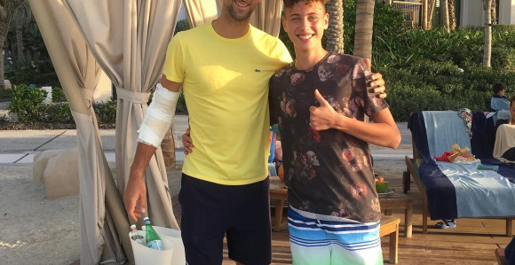 Evo kako izgleda Novakov povređeni lakat!