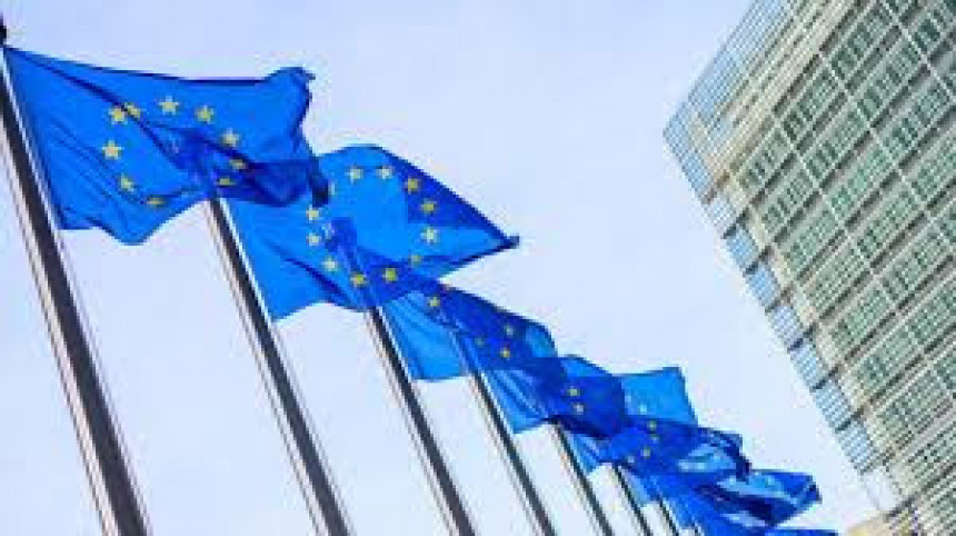 EU: Preispitajte odluku o carinama