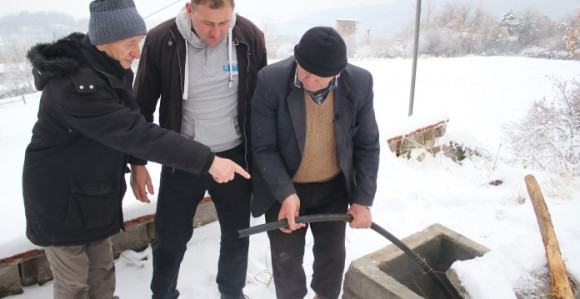 Kroz vodovod potekla nafta