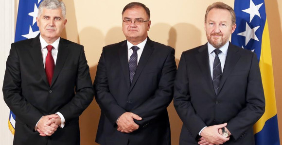 Dragan, Bakir i Mladen kod Dola