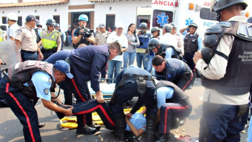 Венецуела: Протест се претворио у крвопролиће