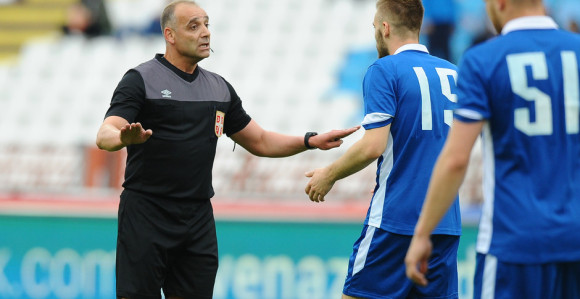 Obradović sudi Zvezdi, a Đukić na to kaže...