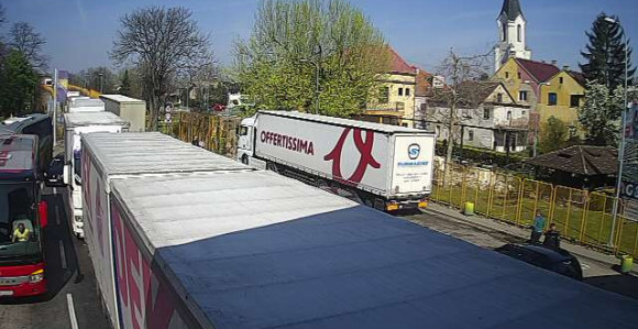 Gradiška: Čekanje do jedan čas