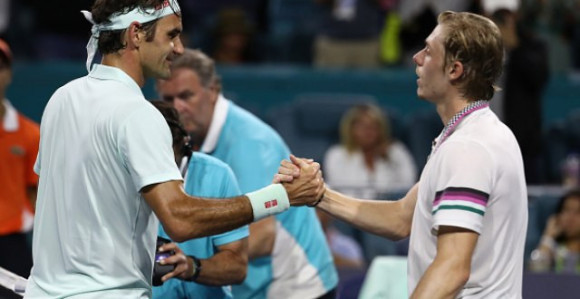 Majami: Federer razbio Šapovalova za finale!
