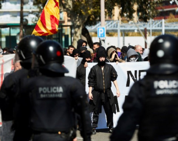 Насилни протести у Барселони 
