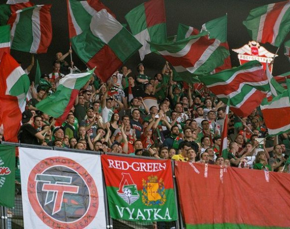 RUS: Lokomotiva demonstrira kako se ide u LŠ!