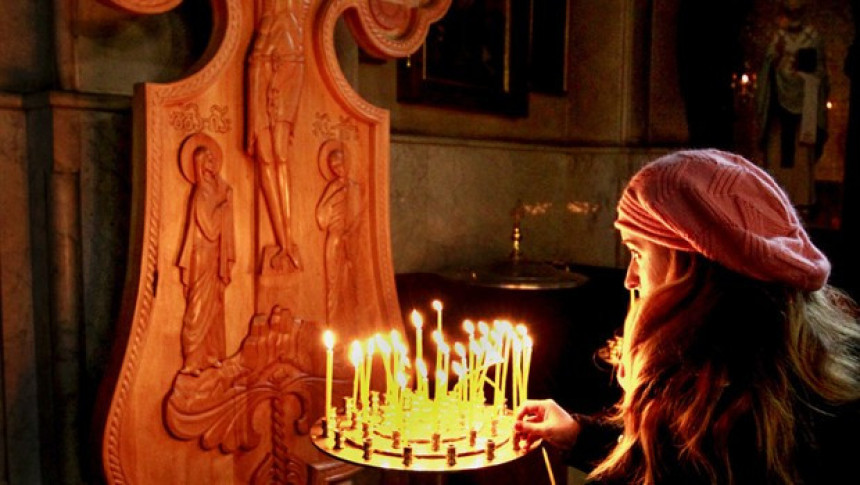 Zašto hrišćani pale svijeće u crkvama?