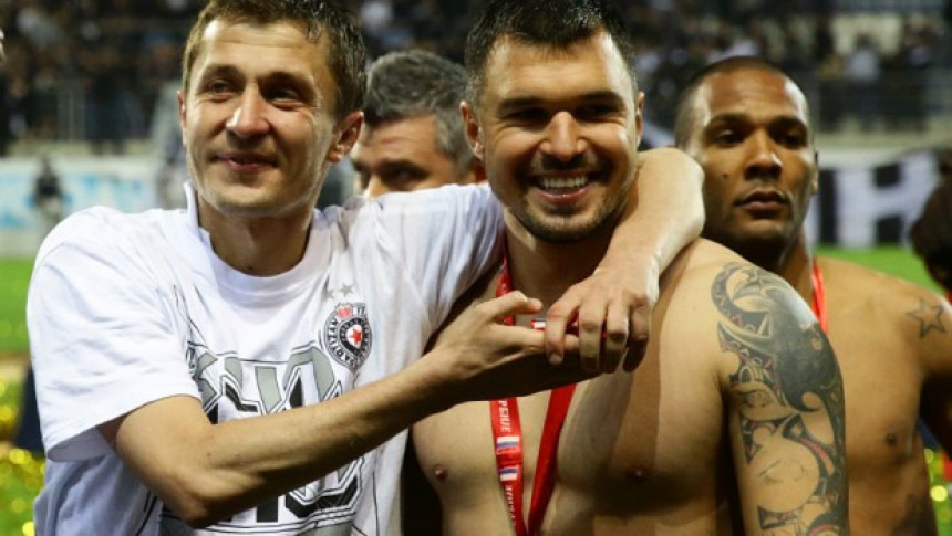 Partizan nastavlja SA Ilićem, ali BEZ Jovanovića, a možda i Božinova!