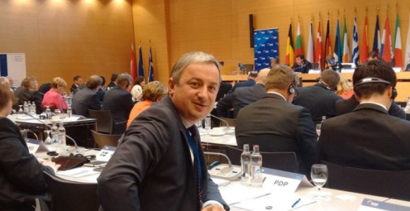 Tenzije: Neprimjereni govori vjerskih vođa