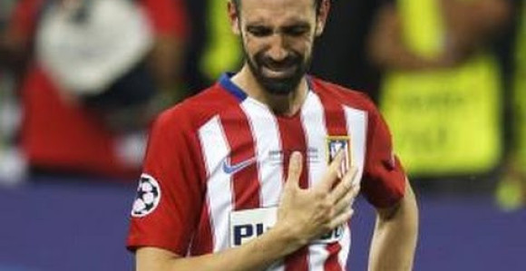 Video: Emocije ne daju mira Huanfranu nakon promašenog penala u finalu LŠ...!