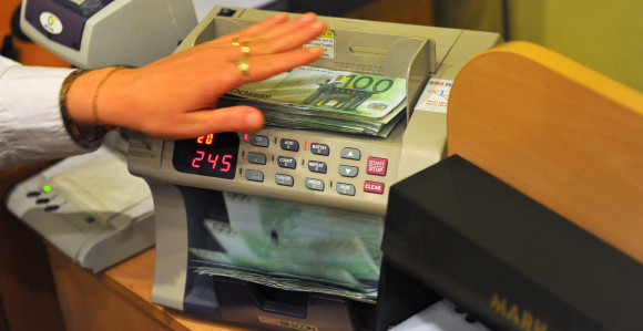 Srbija: Sutra počinje isplata posljednje rate stare devizne štednje