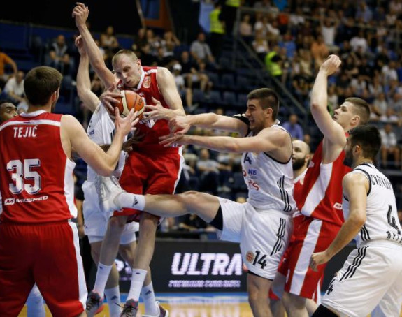 Partizan kažnjen, FMP ne da ulaznice Grobarima, jer neće "kvaziopozicionare"!!!