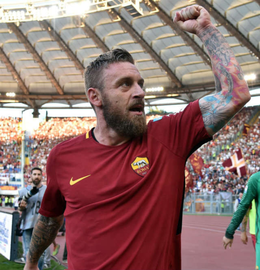 Romanisti, obrišite suze!