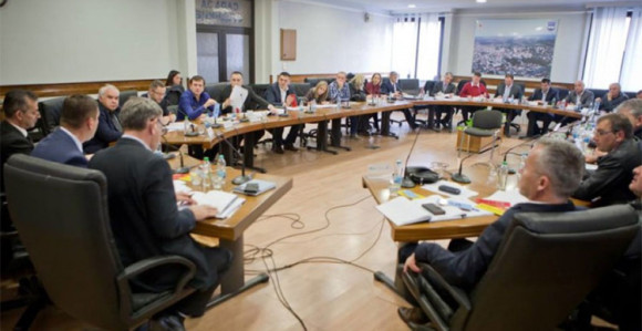 Četiri odbornika SNSD izašla iz kluba