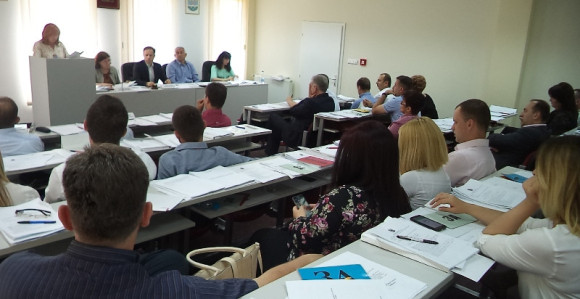 "Povukao" glas za izbor kćerke