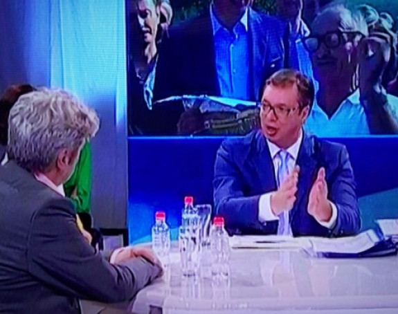 "Politički ne podržavam nikog"