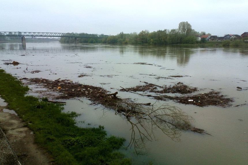 Sava se izlila iz korita u Zagrebu