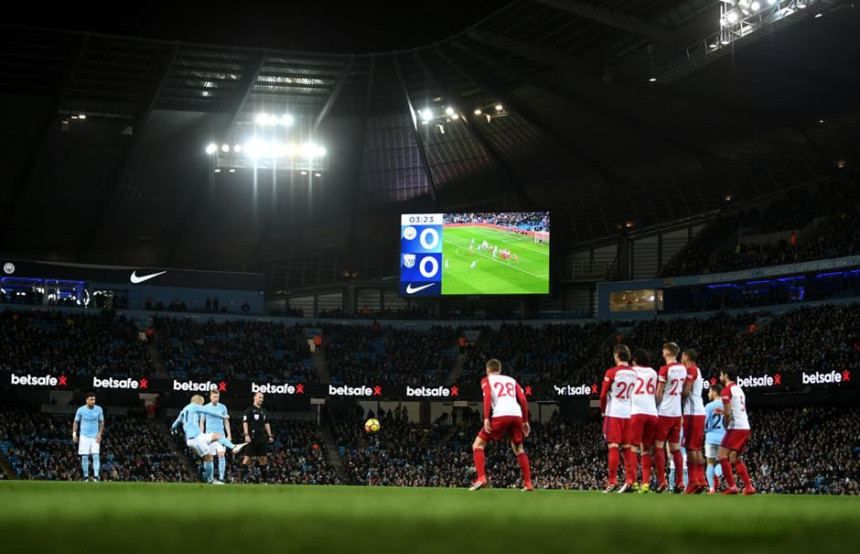 Fudbal i biznis: Prihod rekordnih 28 milijardi evra!