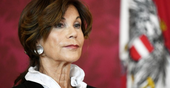 Аустрија добила канцеларку