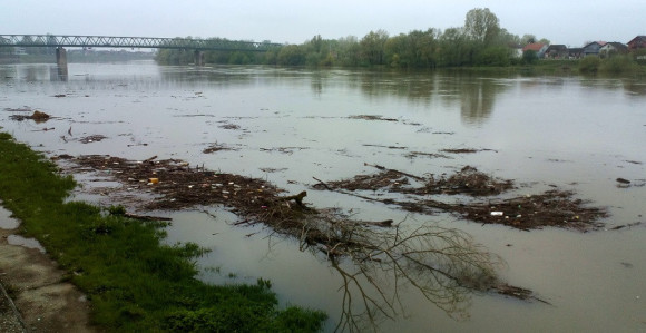 Sava se izlila iz korita u Zagrebu