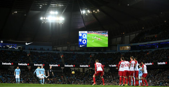 Fudbal i biznis: Prihod rekordnih 28 milijardi evra!