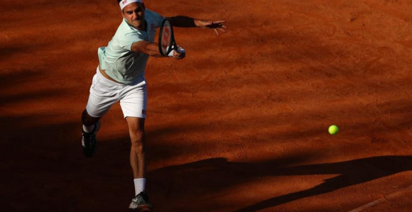 Federer "mator"? Ma, jok, igrao sa tatom protivnika...!