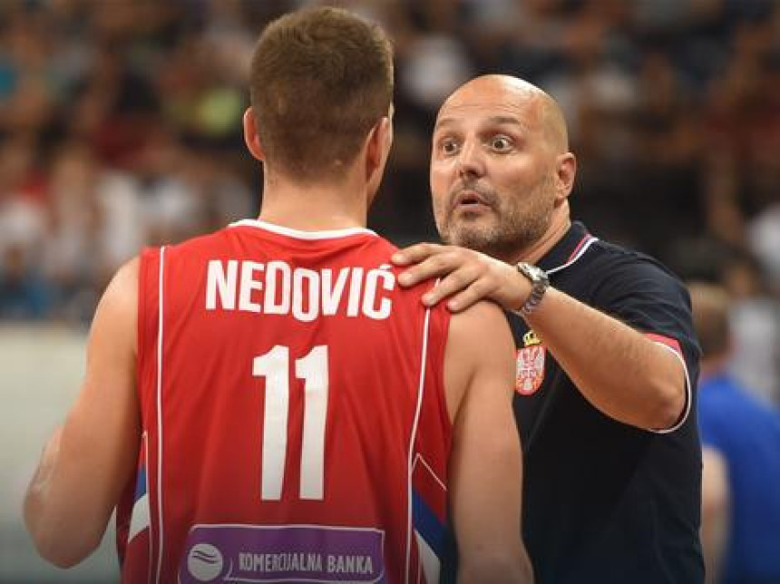 Sale lupio vaspitnu beku zbog provoda