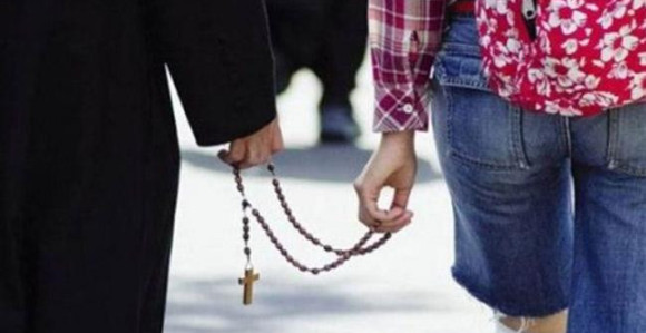 Popu iz Kovina pet godine robije za silovanje djevojčice