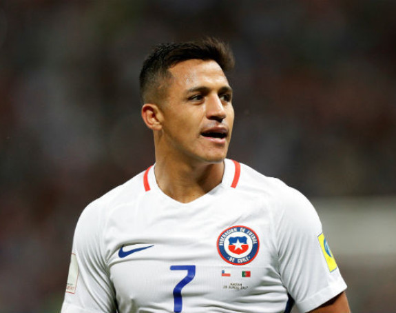 Aleksis zapalio vatru!