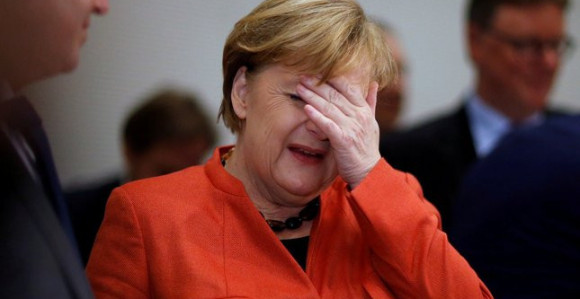 Политичке муке Ангеле Меркел