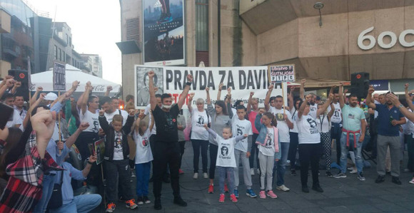Još jedno "tiho" okupljanje na Trgu