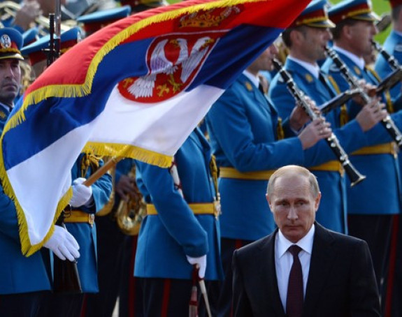 Putin s tenkovima stiže u Beograd