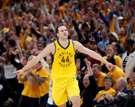 Indijana čuva Bogdanovića!