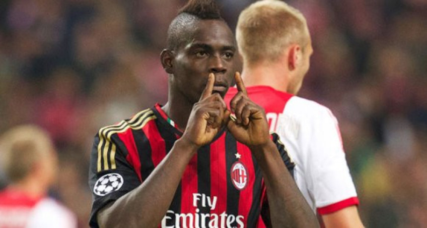 Baloteli sad ide u Ajaks?!