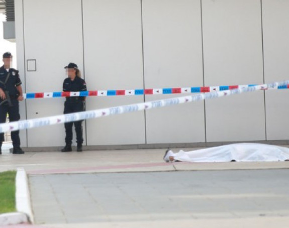 Власник кафића убијен пред породицом