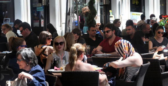 U kafani 100.000 prosječnih plata