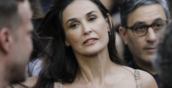 Деми Мур стигла у Београд