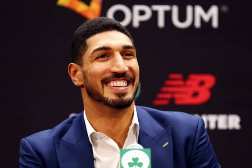 Kanter: Drugima je bitan novac!