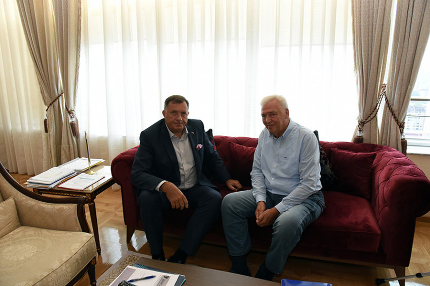 Sastanak Dodika i Pavića